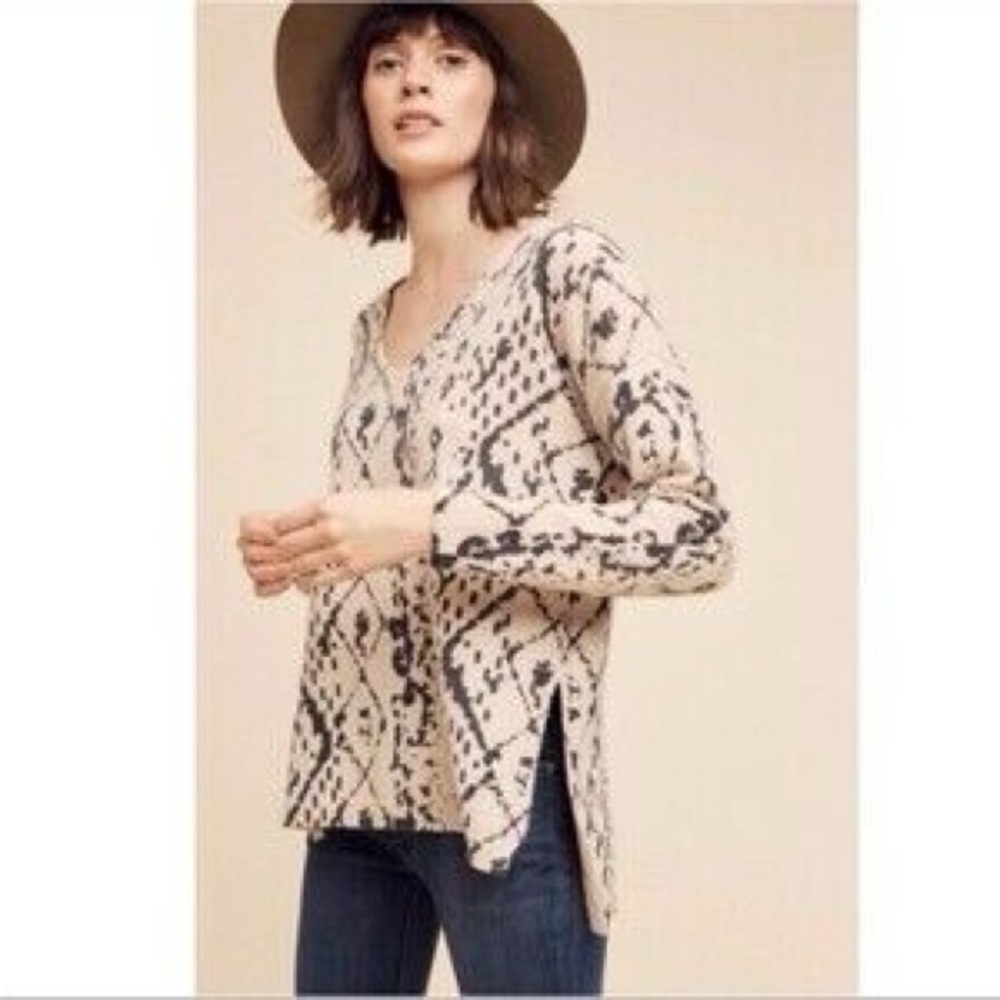 HWR ANTHROPOLOGIE Cashmere and Yak V-neck High Low split hem sweater XL